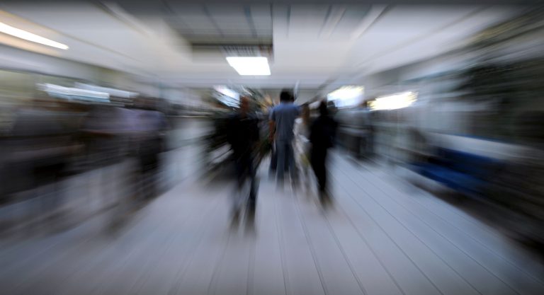 Σκάνδαλο! Οι εφορίες αφήνουν τους μεγαλοκαρχαρίες να ξεφύγουν! | Newsit.gr Σκάνδαλο! Οι εφορίες αφήνουν τους μεγαλοκαρχαρίες να ξεφύγουν! | Newsit.gr