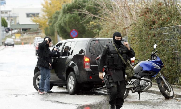 Ψάχνουν τον Μπιλ – Οι αντίπαλοι τον έχουν “επικηρύξει” με 50.000 ευρώ | Newsit.gr Ψάχνουν τον Μπιλ – Οι αντίπαλοι τον έχουν “επικηρύξει” με 50.000 ευρώ | Newsit.gr
