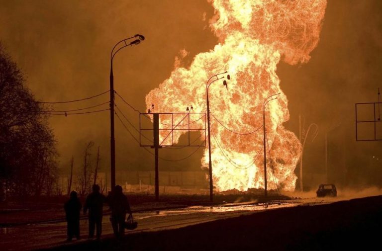 Νέα έκρηξη σε αγωγό στην Αίγυπτο | Newsit.gr Νέα έκρηξη σε αγωγό στην Αίγυπτο | Newsit.gr
