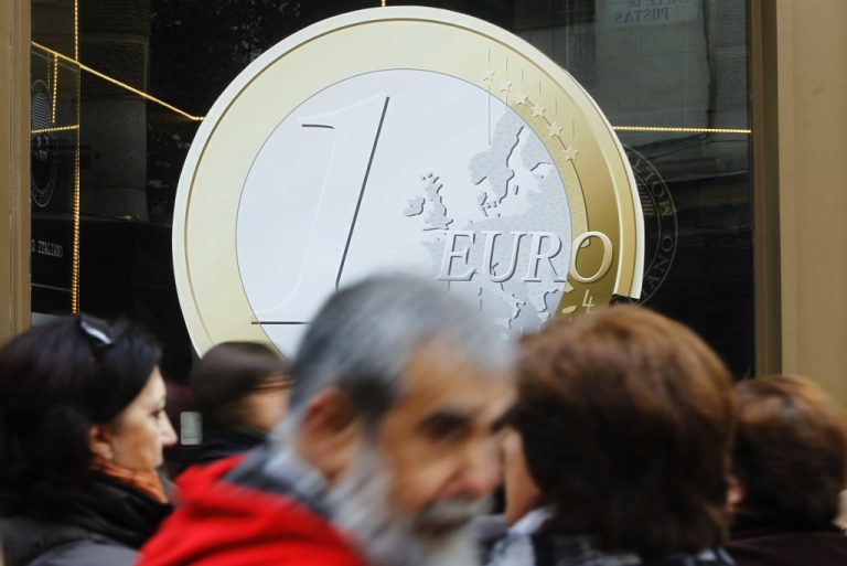Νέο πακέτο έκτακτων μέτρων για τη μείωση του χρέους | Newsit.gr Νέο πακέτο έκτακτων μέτρων για τη μείωση του χρέους | Newsit.gr