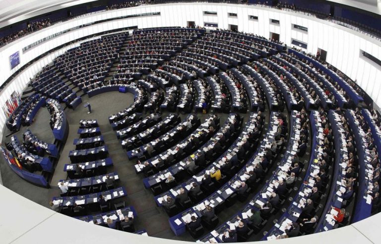 Έλληνες ευρωβουλευτές: “Τρώμε τις σάρκες μας και δεν ξέρουμε τι θέλουμε” | Newsit.gr Έλληνες ευρωβουλευτές: “Τρώμε τις σάρκες μας και δεν ξέρουμε τι θέλουμε” | Newsit.gr