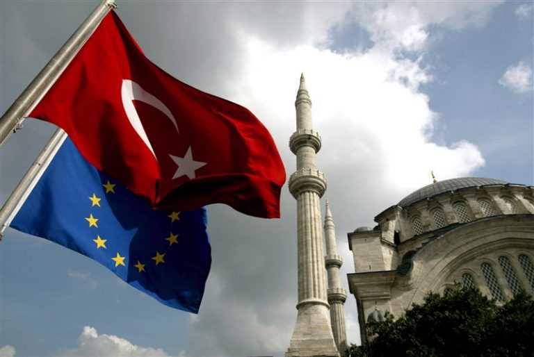 «Η επαναφορά της θανατικής ποινής στην Τουρκία απομακρύνει τη χώρα από την ΕΕ» | Newsit.gr «Η επαναφορά της θανατικής ποινής στην Τουρκία απομακρύνει τη χώρα από την ΕΕ» | Newsit.gr