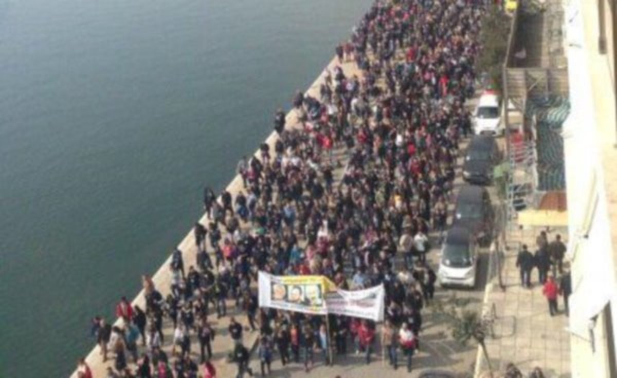 ΤΩΡΑ: Συλλαλητήριο στη Θεσσαλονίκη για τα μεταλλεία χρυσού (ΦΩΤΟ και VIDEO) | Newsit.gr ΤΩΡΑ: Συλλαλητήριο στη Θεσσαλονίκη για τα μεταλλεία χρυσού (ΦΩΤΟ και VIDEO) | Newsit.gr