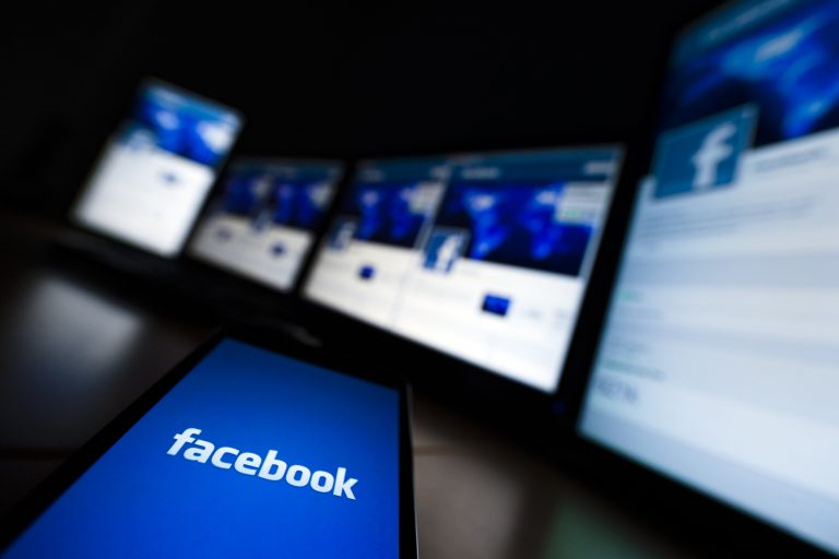 Ένα δισεκατομμύριο χρήστες του… Facebook! | Newsit.gr Ένα δισεκατομμύριο χρήστες του… Facebook! | Newsit.gr