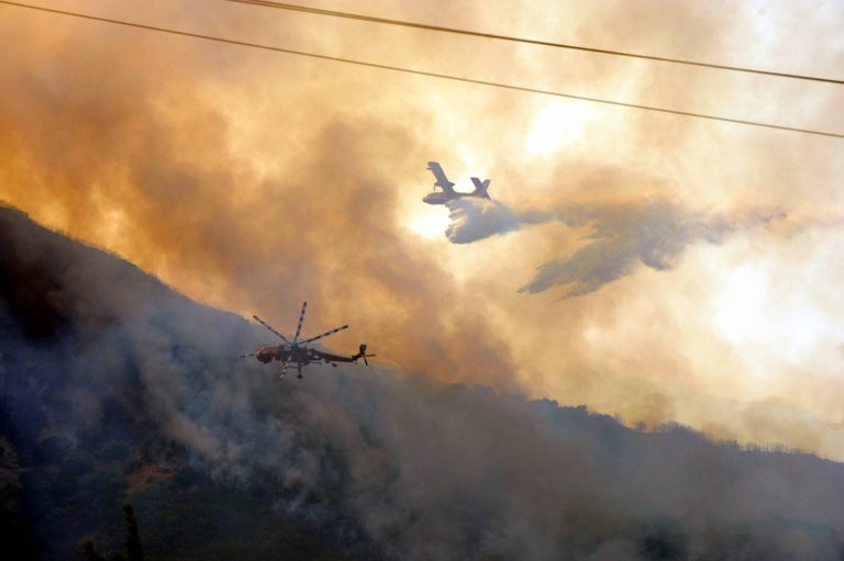 Κόλαση φωτιάς – Εκκενώθηκαν 4 οικισμοί στα Χανιά – Καίνε δύο μέτωπα στην Πάτρα | Newsit.gr Κόλαση φωτιάς – Εκκενώθηκαν 4 οικισμοί στα Χανιά – Καίνε δύο μέτωπα στην Πάτρα | Newsit.gr