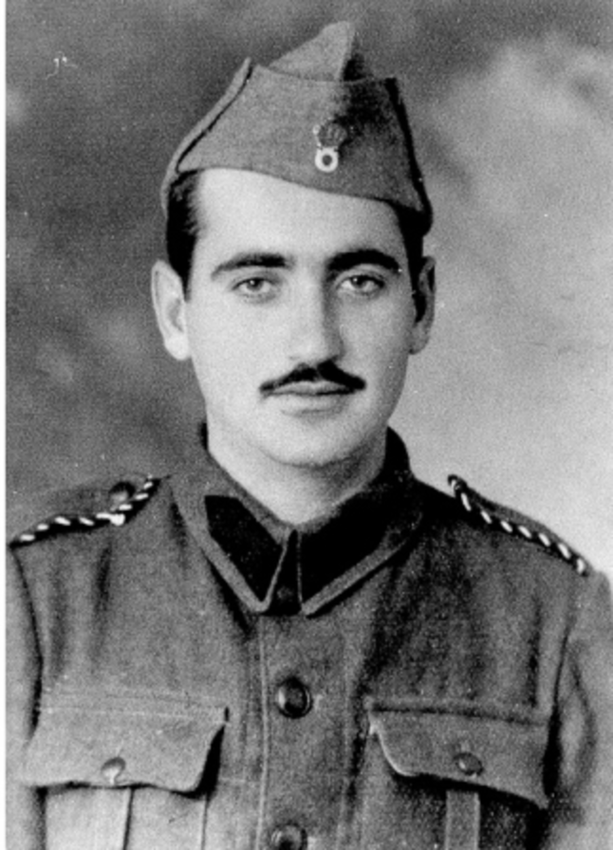 Σπάνιο φωτογραφικό υλικό από τη ζωή του Κωνσταντίνου Μητσοτάκη | Newsit.gr Σπάνιο φωτογραφικό υλικό από τη ζωή του Κωνσταντίνου Μητσοτάκη | Newsit.gr