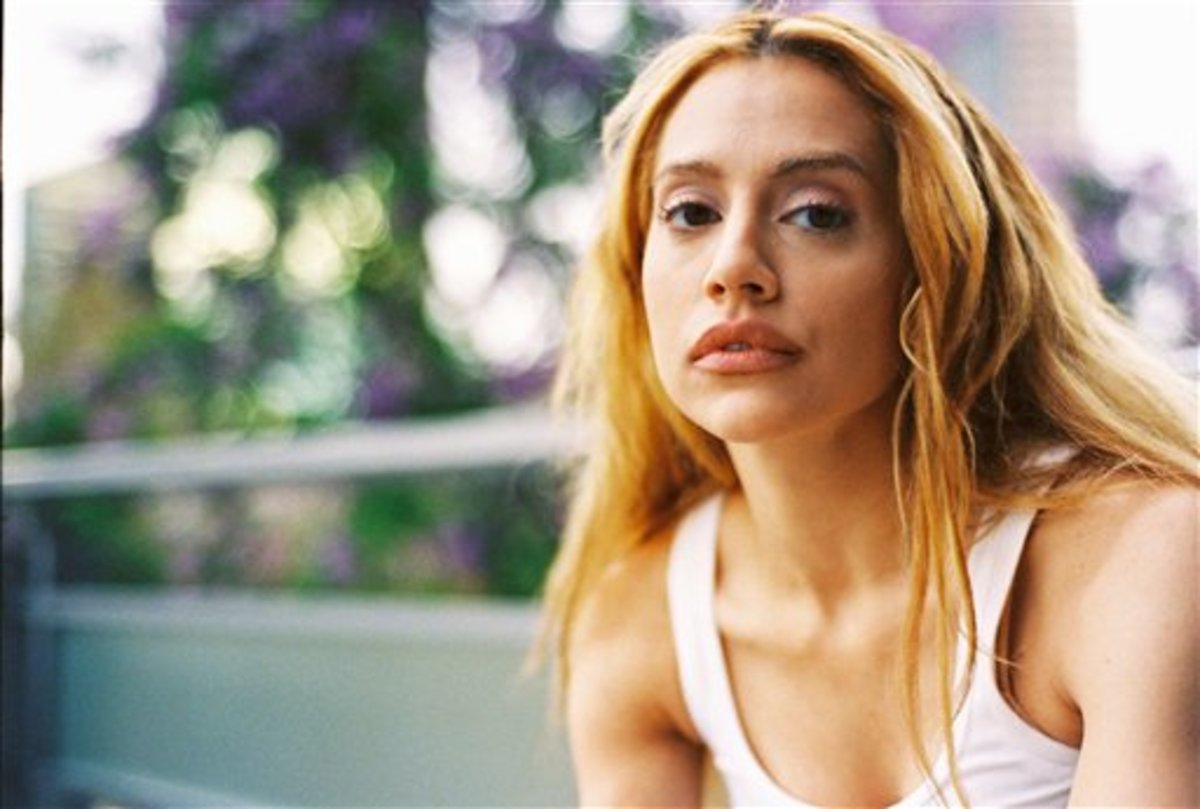 Σήμερα η κηδεία της Brittany Murphy! | Newsit.gr Σήμερα η κηδεία της Brittany Murphy! | Newsit.gr