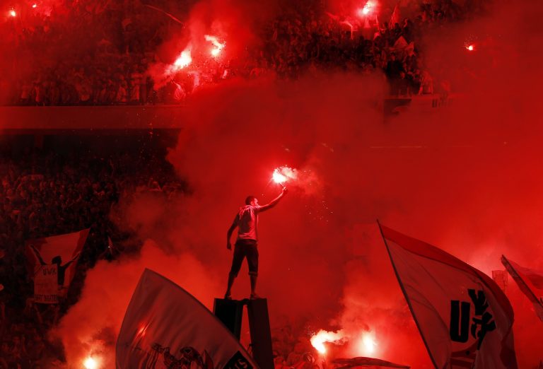 Ακυρώθηκε οφσάϊντ και ξέσπασε πόλεμος! | Newsit.gr Ακυρώθηκε οφσάϊντ και ξέσπασε πόλεμος! | Newsit.gr