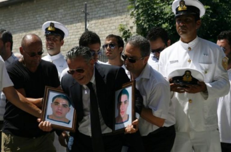 Αποκάλυψη: Πώς εκβίασαν την Κύπρο να φυλάξει το φονικό φορτίο | Newsit.gr Αποκάλυψη: Πώς εκβίασαν την Κύπρο να φυλάξει το φονικό φορτίο | Newsit.gr