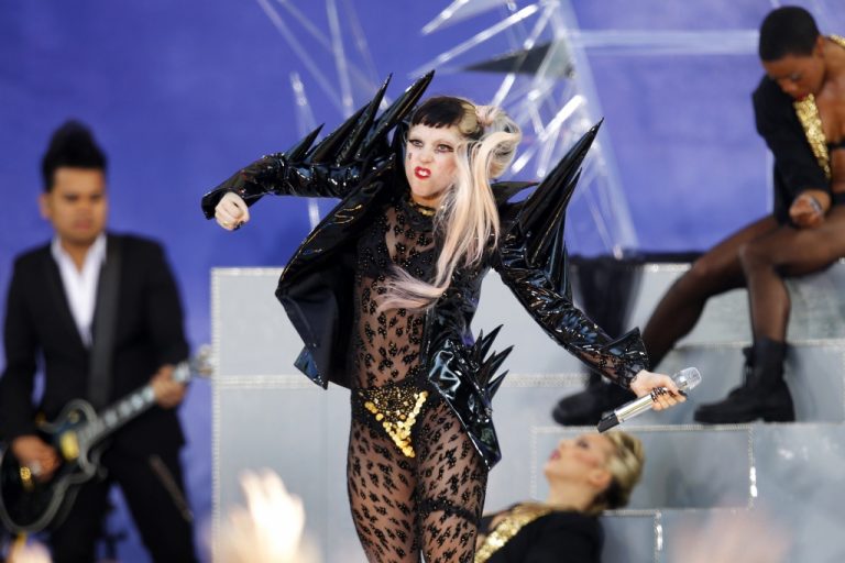 Ένα εκατομμύριο Lady Gaga σε μία βδομάδα; | Newsit.gr Ένα εκατομμύριο Lady Gaga σε μία βδομάδα; | Newsit.gr