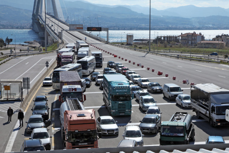 Πιο φθηνά διόδια στη γέφυρα Ρίου Αντίρριου ζητά ο Δήμος Ναυπάκτου | Newsit.gr Πιο φθηνά διόδια στη γέφυρα Ρίου Αντίρριου ζητά ο Δήμος Ναυπάκτου | Newsit.gr