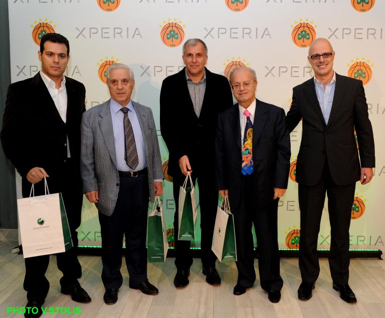Γιαννακόπουλοι προς παλαίμαχους:Πάρτε τις μετοχές και τα λέμε | Newsit.gr Γιαννακόπουλοι προς παλαίμαχους:Πάρτε τις μετοχές και τα λέμε | Newsit.gr