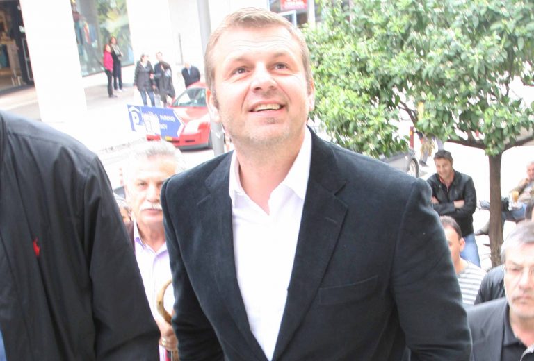 Ο Δήμαρχος Γκλέτσος και οι «πατρικές» συμβουλές σε δημοτική σύμβουλο | Newsit.gr Ο Δήμαρχος Γκλέτσος και οι «πατρικές» συμβουλές σε δημοτική σύμβουλο | Newsit.gr