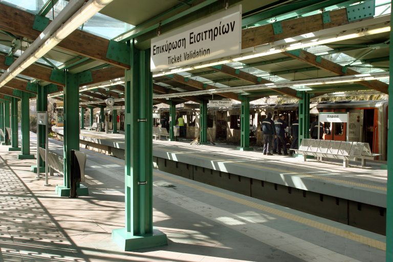 Έρχονται μπάρες σε Μετρο και ΗΣΑΠ | Newsit.gr Έρχονται μπάρες σε Μετρο και ΗΣΑΠ | Newsit.gr