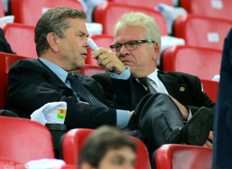 Συζήτησαν για το Euro 2020 Ιωαννίδης και Σαρρής | Newsit.gr Συζήτησαν για το Euro 2020 Ιωαννίδης και Σαρρής | Newsit.gr
