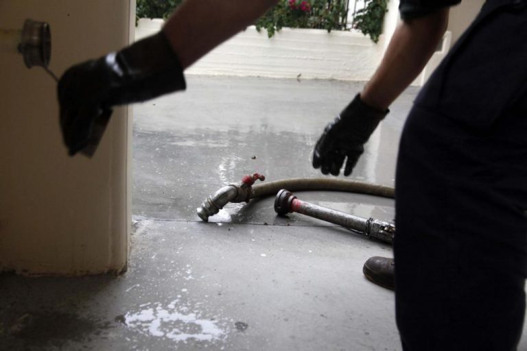 Ρόδος: Ελεύθεροι οι τέσσερις για την κλοπή καυσίμων από στρατιωτική μονάδα | Newsit.gr Ρόδος: Ελεύθεροι οι τέσσερις για την κλοπή καυσίμων από στρατιωτική μονάδα | Newsit.gr