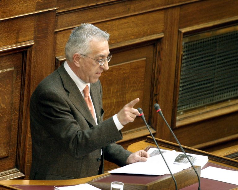 Ν.Κακλαμάνης: “Ο κ.Στουρνάρας πρέπει να καταλάβει πως είναι υπουργός και όχι πρωθυπουργός” | Newsit.gr Ν.Κακλαμάνης: “Ο κ.Στουρνάρας πρέπει να καταλάβει πως είναι υπουργός και όχι πρωθυπουργός” | Newsit.gr