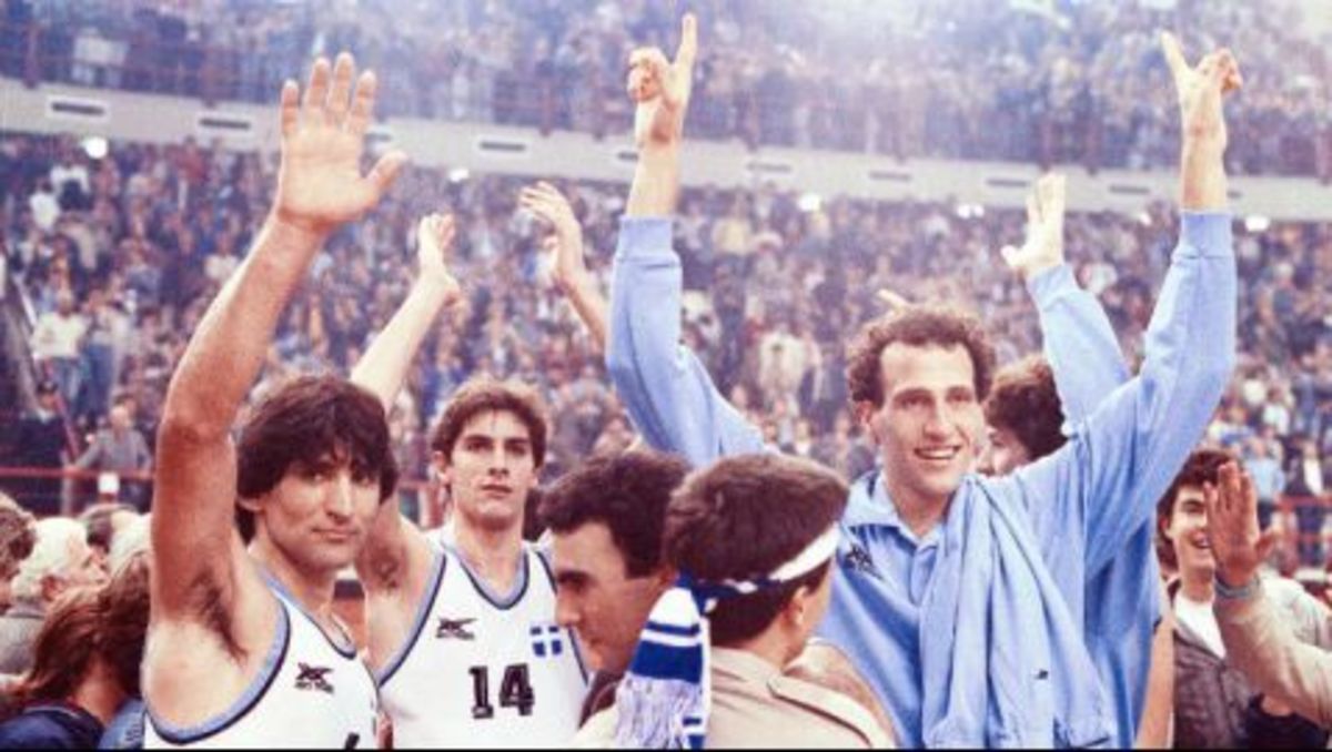 «Ήμασταν 12 παλικάρια» | Newsit.gr «Ήμασταν 12 παλικάρια» | Newsit.gr