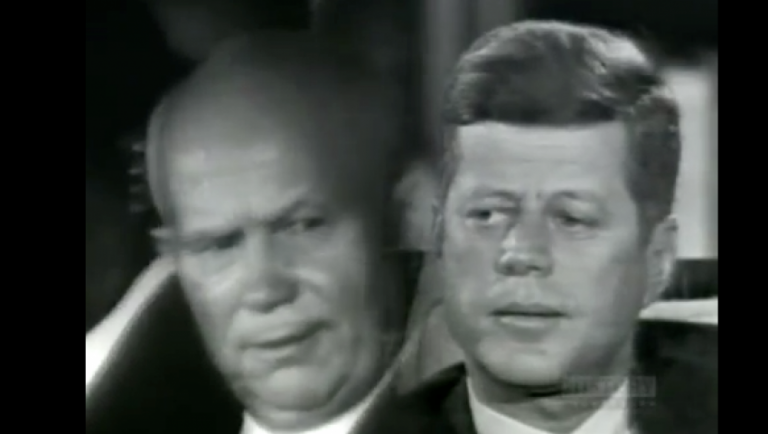 ΚΟΥΒΑ 1962: η κρίση των πυραύλων και ο μυστικός πόλεμος των υποβρυχίων – ΒΙΝΤΕΟ | Newsit.gr ΚΟΥΒΑ 1962: η κρίση των πυραύλων και ο μυστικός πόλεμος των υποβρυχίων – ΒΙΝΤΕΟ | Newsit.gr