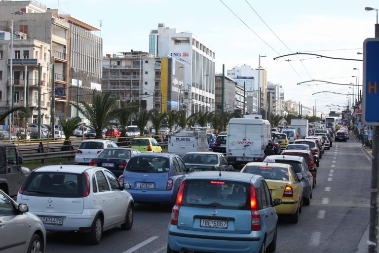 Χάος στο κέντρο από χαλασμένα φανάρια | Newsit.gr Χάος στο κέντρο από χαλασμένα φανάρια | Newsit.gr