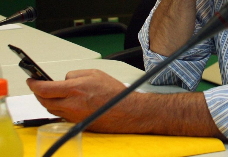 Ηράκλειο: Χωρίς κινητό τα μέλη της Ένωσης Αγροτικών Συνεταιρισμών λόγω… κρίσης | Newsit.gr Ηράκλειο: Χωρίς κινητό τα μέλη της Ένωσης Αγροτικών Συνεταιρισμών λόγω… κρίσης | Newsit.gr