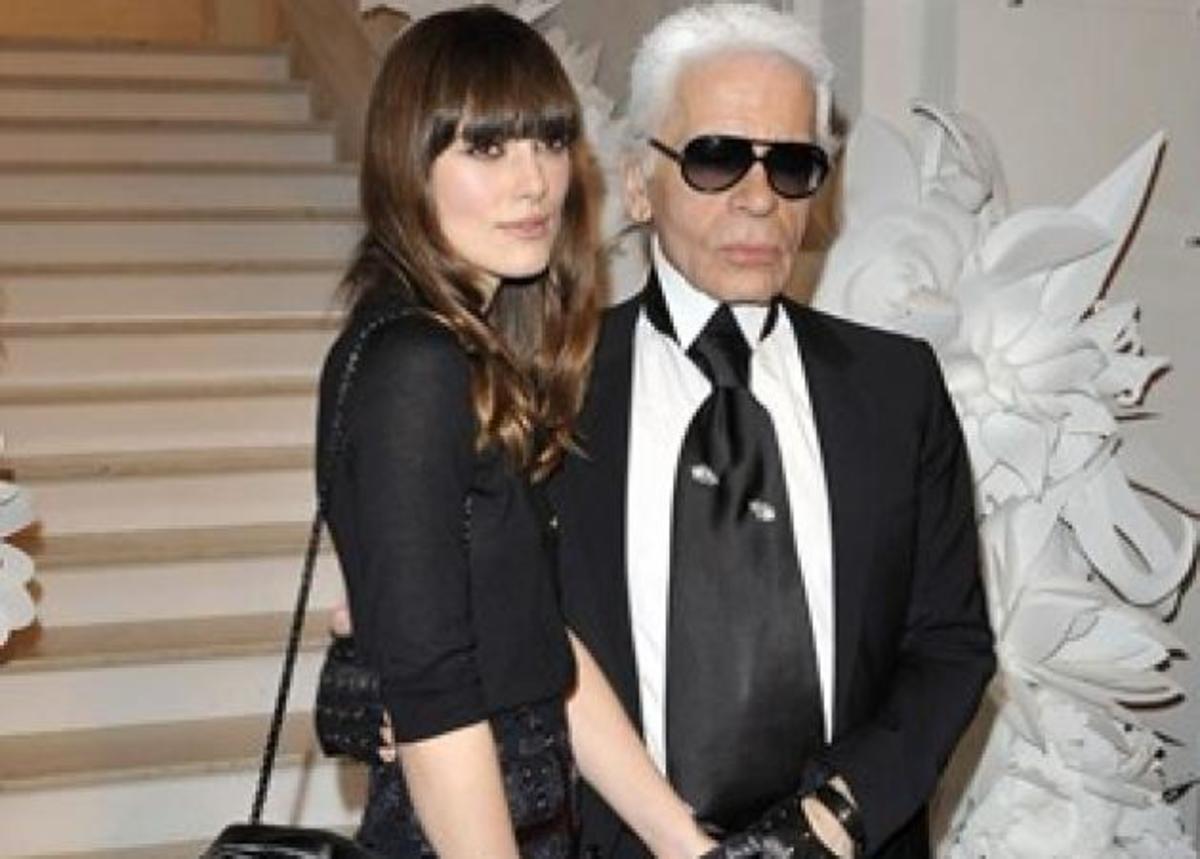 Keira Knightely: Θα ράψει το νυφικό της ο Karl Lagerfeld; | Newsit.gr Keira Knightely: Θα ράψει το νυφικό της ο Karl Lagerfeld; | Newsit.gr