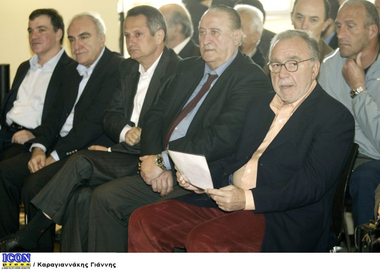 Λ.Θεοδωρακάκης: «Ο Κόκκαλης δεν μπλοφάρει» | Newsit.gr Λ.Θεοδωρακάκης: «Ο Κόκκαλης δεν μπλοφάρει» | Newsit.gr