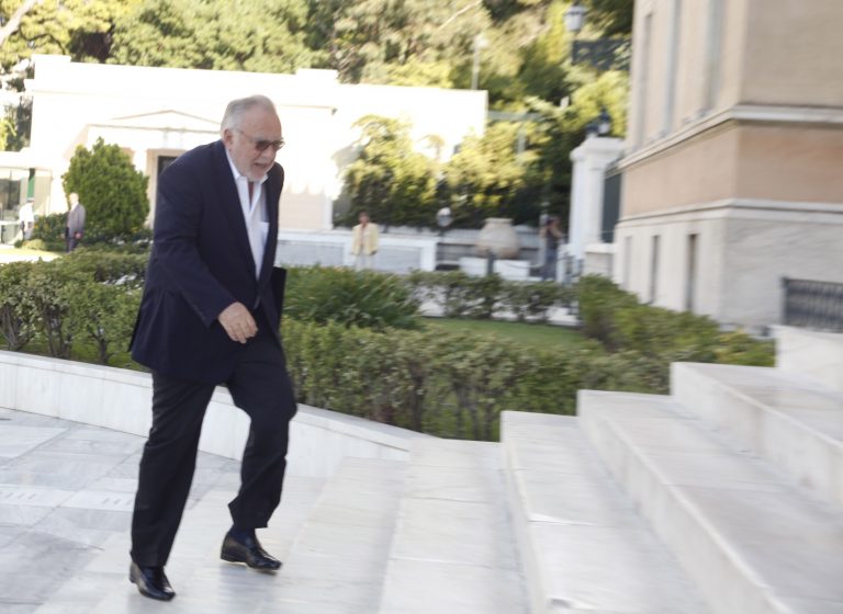 Στην Εξεταστική Επιτροπή ο Σ. Κόκκαλης – Αρνείται κάθε εμπλοκή ο Σπηλιωτόπουλος | Newsit.gr Στην Εξεταστική Επιτροπή ο Σ. Κόκκαλης – Αρνείται κάθε εμπλοκή ο Σπηλιωτόπουλος | Newsit.gr