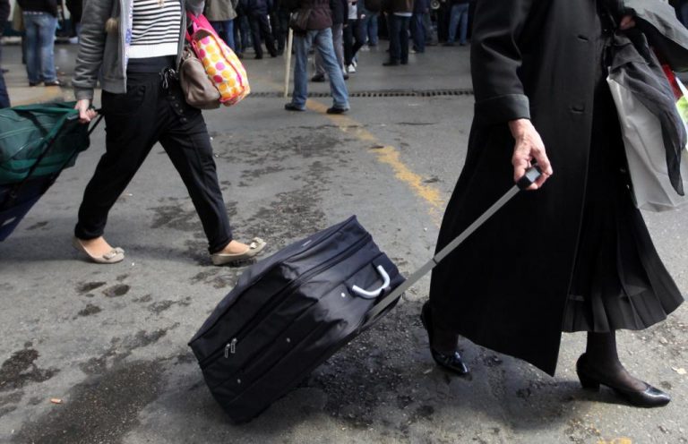 Φθιώτιδα: Ταλαιπωρία ωρών για επιβάτες ΚΤΕΛ | Newsit.gr Φθιώτιδα: Ταλαιπωρία ωρών για επιβάτες ΚΤΕΛ | Newsit.gr