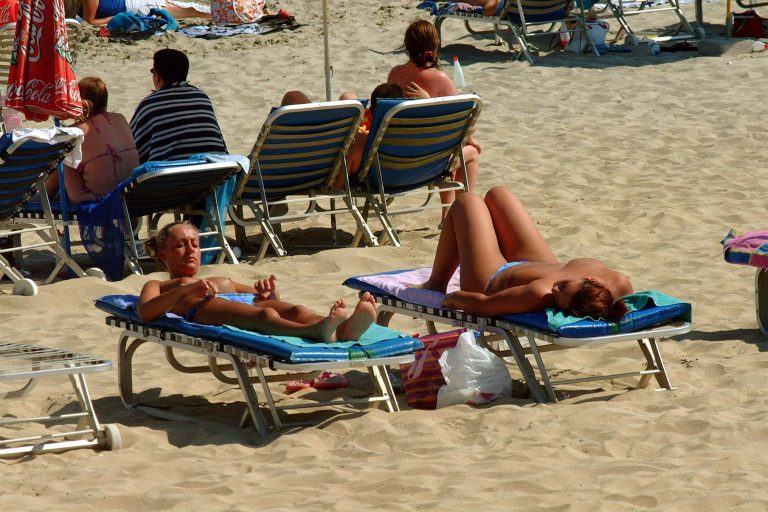 “Βράζει” όλη η Κύπρος – Στους 43 βαθμούς η θερμοκρασία | Newsit.gr “Βράζει” όλη η Κύπρος – Στους 43 βαθμούς η θερμοκρασία | Newsit.gr