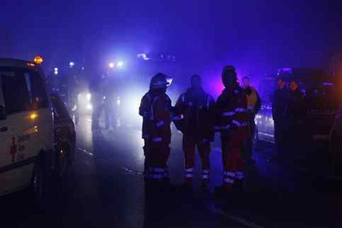 Νεκροί και τραυματίες σε απίστευτη καραμπόλα στη Γερμανία! | Newsit.gr Νεκροί και τραυματίες σε απίστευτη καραμπόλα στη Γερμανία! | Newsit.gr