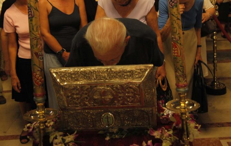 Εκλεψαν λείψανα τεσσάρων Αγίων στη Χαλκιδική! | Newsit.gr Εκλεψαν λείψανα τεσσάρων Αγίων στη Χαλκιδική! | Newsit.gr