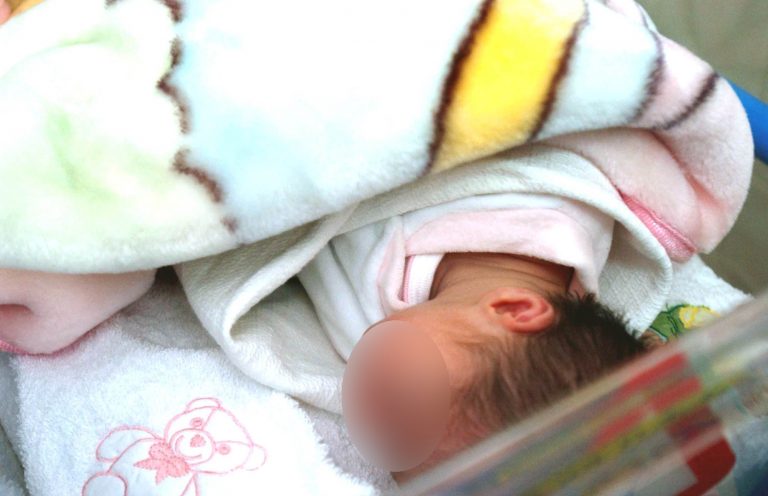Δύσκολες ώρες για το 30 ημερών αγοράκι – Οι γιατροί διέγνωσαν ασιτία και υποθερμία | Newsit.gr Δύσκολες ώρες για το 30 ημερών αγοράκι – Οι γιατροί διέγνωσαν ασιτία και υποθερμία | Newsit.gr