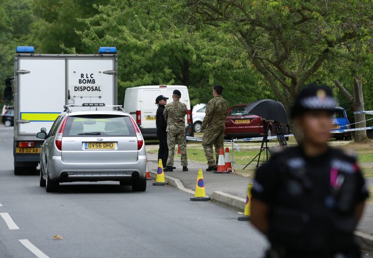 Ένα μόνο όπλο χρησιμοποιήθηκε στο μακελειό στις Άλπεις | Newsit.gr Ένα μόνο όπλο χρησιμοποιήθηκε στο μακελειό στις Άλπεις | Newsit.gr