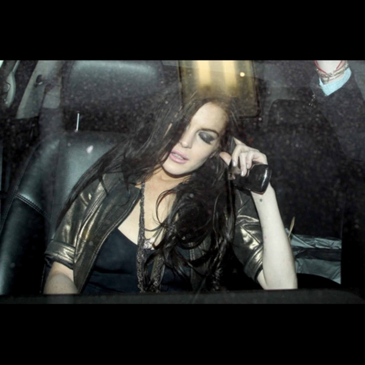 Η Lindsay Lohan κινδυνεύει να πεθάνει! | Newsit.gr Η Lindsay Lohan κινδυνεύει να πεθάνει! | Newsit.gr
