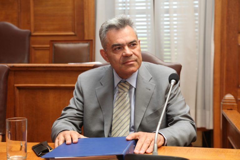 Αποκάλυψη Newsit: Σε έργα της Ε.Ε. ασχολείται ο Τ. Μαντέλης | Newsit.gr Αποκάλυψη Newsit: Σε έργα της Ε.Ε. ασχολείται ο Τ. Μαντέλης | Newsit.gr