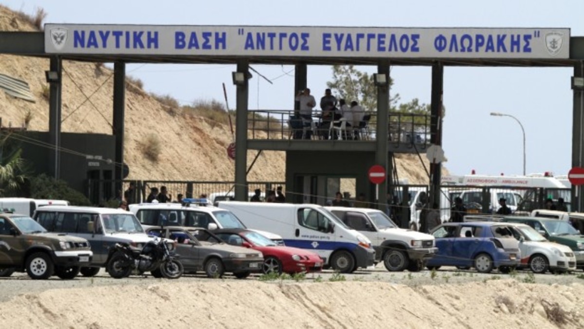 Δυο υπουργοί “στο σκαμνί” για τους 13 νεκρούς στο Μαρί | Newsit.gr Δυο υπουργοί “στο σκαμνί” για τους 13 νεκρούς στο Μαρί | Newsit.gr