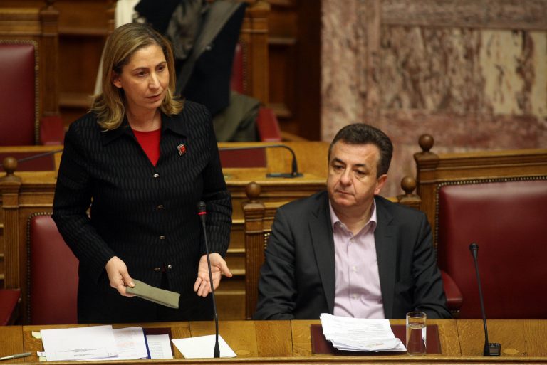Καταργείται η παρακράτηση 10% στις εφημερίες | Newsit.gr Καταργείται η παρακράτηση 10% στις εφημερίες | Newsit.gr