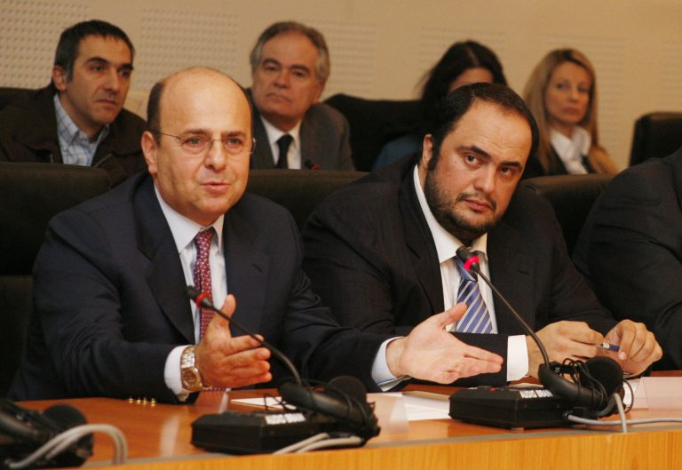 Μαρινάκης: Γιαννάκη, τα χάπια σου και ύπνο! | Newsit.gr Μαρινάκης: Γιαννάκη, τα χάπια σου και ύπνο! | Newsit.gr