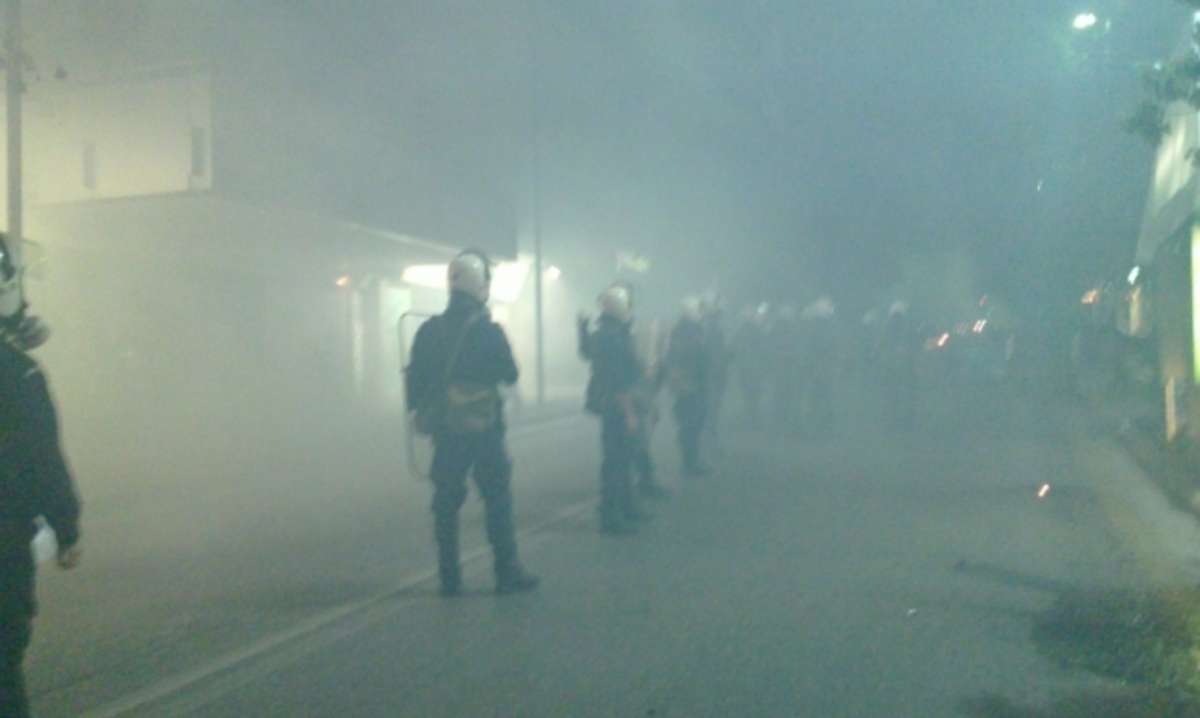 Ένταση, μολότοφ και δακρυγόνα στην πορεία της Πάτρας | Newsit.gr Ένταση, μολότοφ και δακρυγόνα στην πορεία της Πάτρας | Newsit.gr