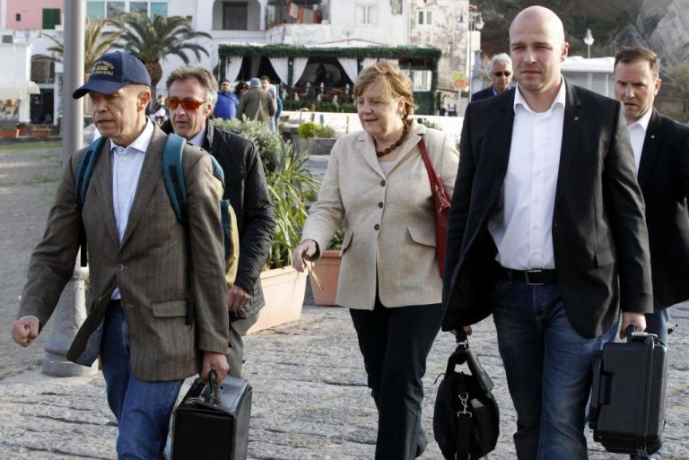 Ξέγνοιαστες πασχαλινές διακοπές για την Μέρκελ στην Ιταλία! ΦΩΤΟ | Newsit.gr Ξέγνοιαστες πασχαλινές διακοπές για την Μέρκελ στην Ιταλία! ΦΩΤΟ | Newsit.gr