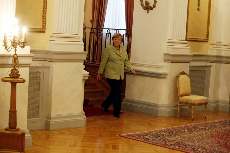 Γερμανικό άλλοθι στο Grexit η επίσκεψη Merkel στην Ελλάδα» | Newsit.gr Γερμανικό άλλοθι στο Grexit η επίσκεψη Merkel στην Ελλάδα» | Newsit.gr