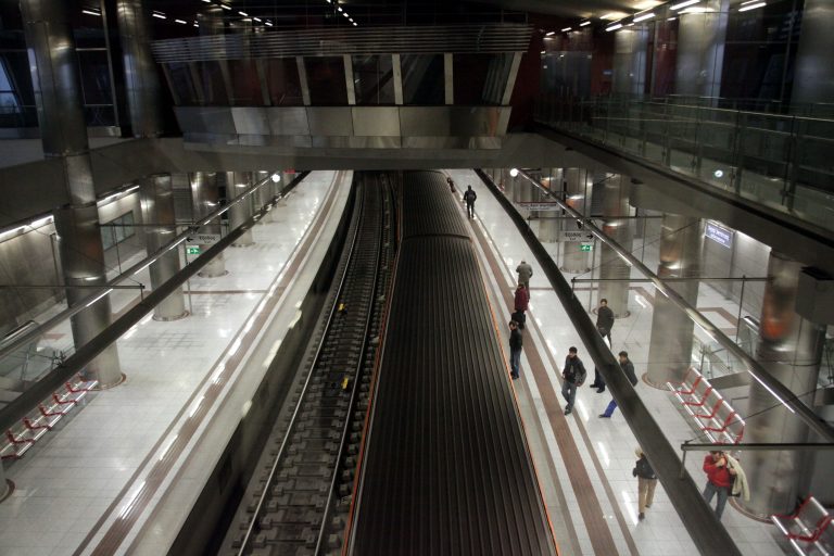 Οι ήρωες των νέων συγκοινωνιών και το τρίτο μνημόνιο | Newsit.gr Οι ήρωες των νέων συγκοινωνιών και το τρίτο μνημόνιο | Newsit.gr