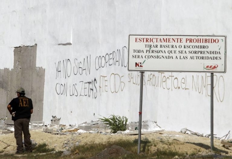 20 νεκροί μέσα σε 24 ώρες στον ακήρυχτο πόλεμο αστυνομίας και εμπόρων ναρκωτικών | Newsit.gr 20 νεκροί μέσα σε 24 ώρες στον ακήρυχτο πόλεμο αστυνομίας και εμπόρων ναρκωτικών | Newsit.gr