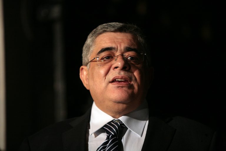 Ληστές μπούκαραν στην πολυκατοικία που μένει ο Μιχαλολιάκος! | Newsit.gr Ληστές μπούκαραν στην πολυκατοικία που μένει ο Μιχαλολιάκος! | Newsit.gr