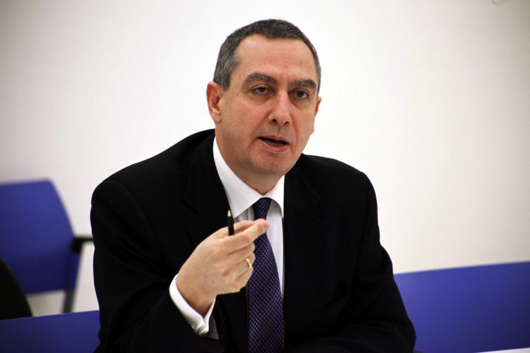 «Καρφιά» Μιχελάκη προς Στουρνάρα για τα δάνεια των νοικοκυριών | Newsit.gr «Καρφιά» Μιχελάκη προς Στουρνάρα για τα δάνεια των νοικοκυριών | Newsit.gr