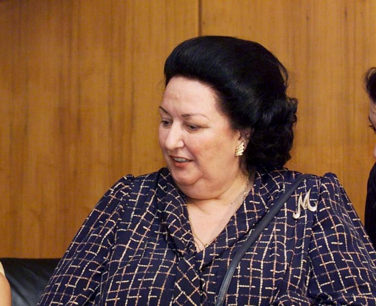 Στο νοσοκομείο με εγκεφαλικό η Μονσερά Καμπαγιέ | Newsit.gr Στο νοσοκομείο με εγκεφαλικό η Μονσερά Καμπαγιέ | Newsit.gr