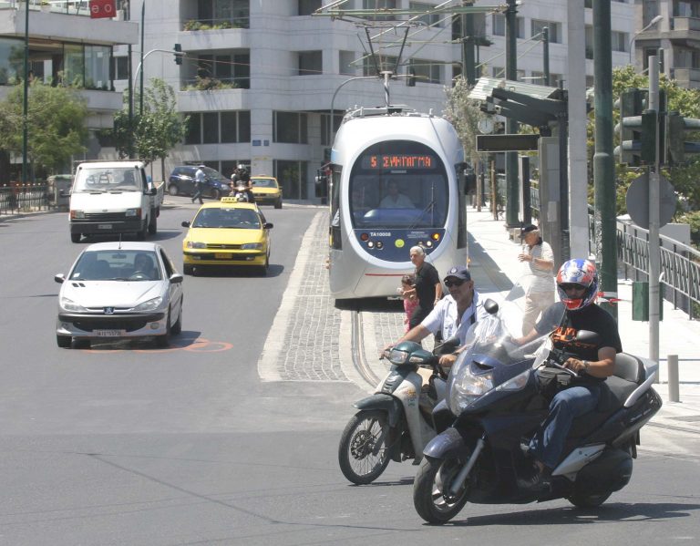 Νέος τρόπος κλοπής μηχανών | Newsit.gr Νέος τρόπος κλοπής μηχανών | Newsit.gr