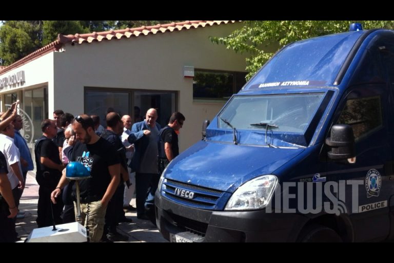 Μπέος: Ο κ. Μπιτσαξής δρομολόγησε την εξόντωση μου | Newsit.gr Μπέος: Ο κ. Μπιτσαξής δρομολόγησε την εξόντωση μου | Newsit.gr