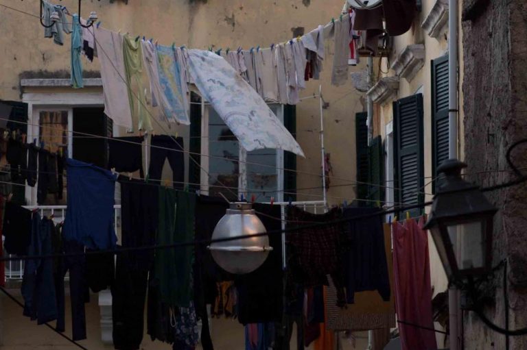 Αχαΐα: 60χρονος έκλεβε τα εσώρουχα της γειτόνισσάς του! | Newsit.gr Αχαΐα: 60χρονος έκλεβε τα εσώρουχα της γειτόνισσάς του! | Newsit.gr